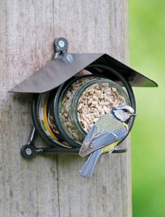 Halter für Futterpasten