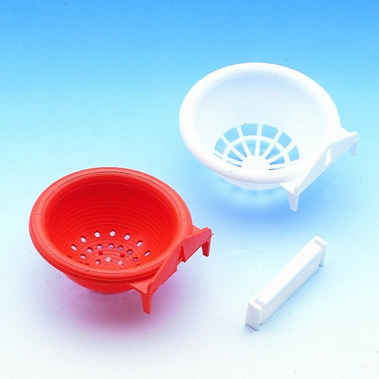 Plastikhakennester