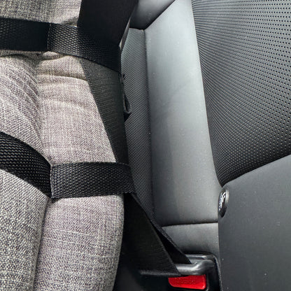 Reisebett "ELSU" für das Auto in grauer Leinenoptik